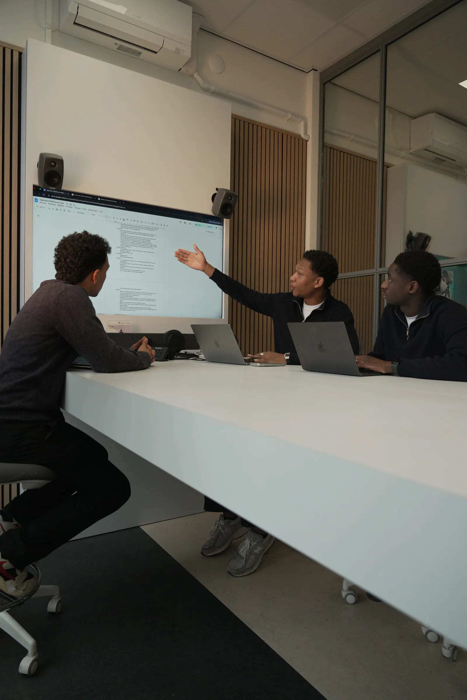 WebForce team aan het werk